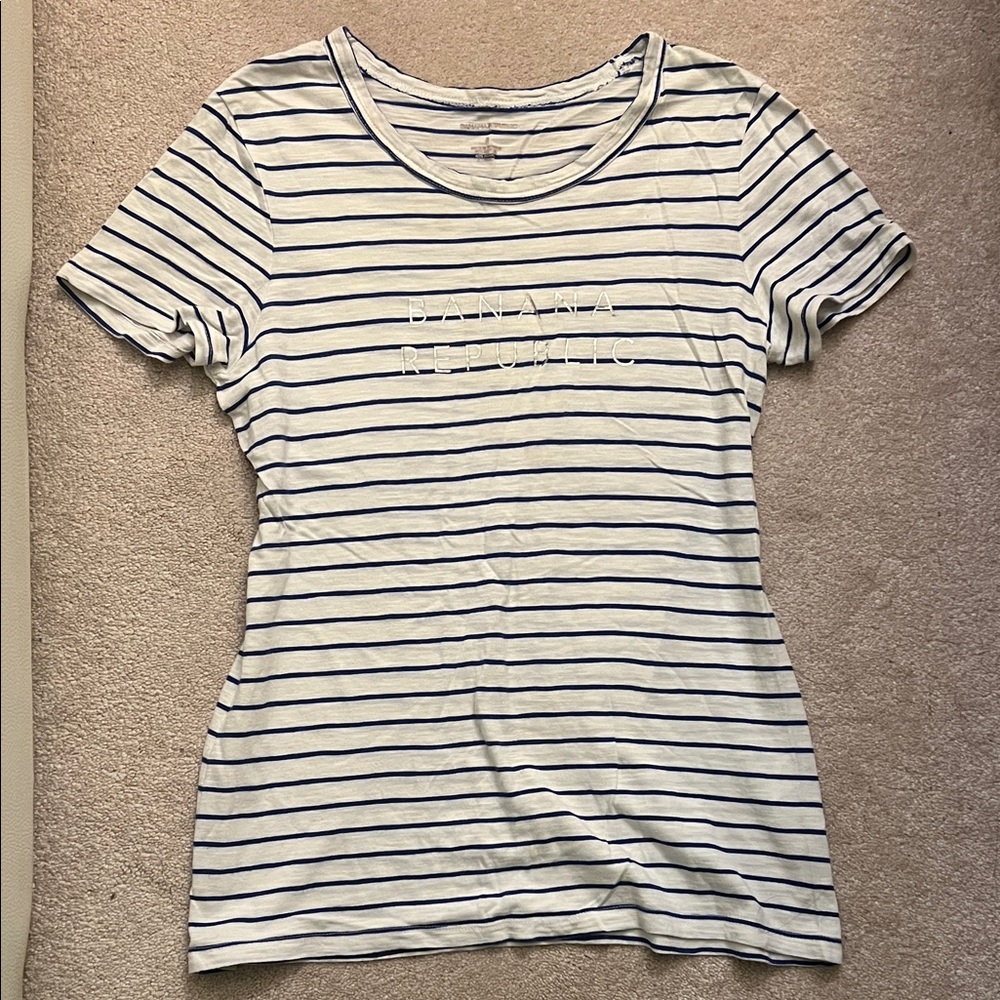 Banana Republic Women's White and Blue Striped Soft Breezy Tee